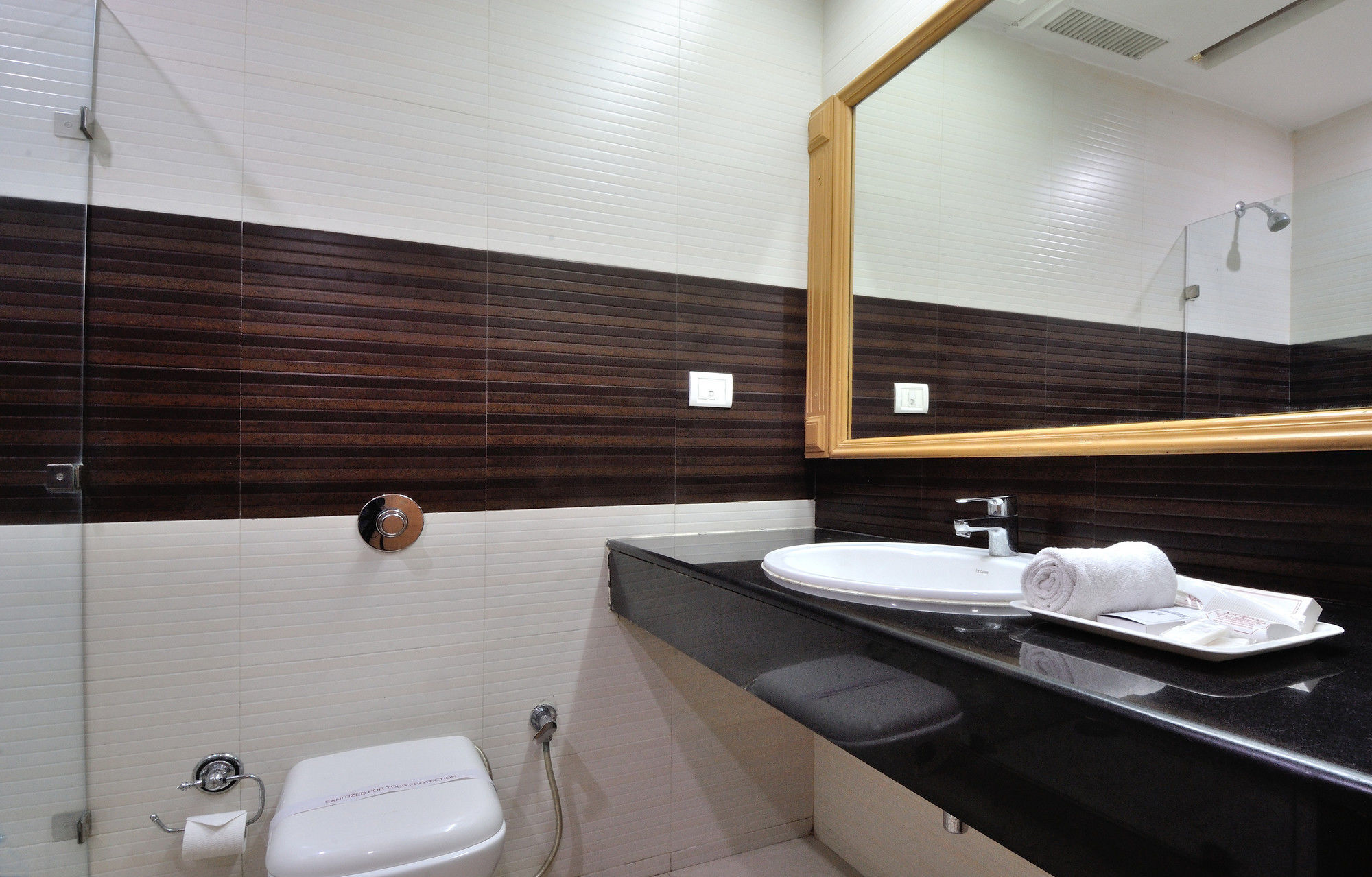 Hotel Solitaire Chandigarh - 10 Mins From Railway Station Kültér fotó