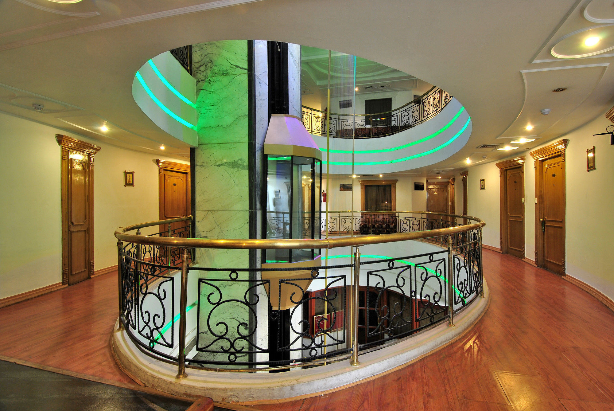 Hotel Solitaire Chandigarh - 10 Mins From Railway Station Kültér fotó