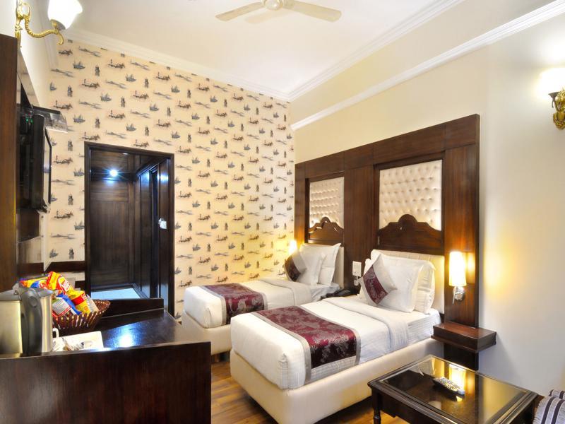 Hotel Solitaire Chandigarh - 10 Mins From Railway Station Kültér fotó
